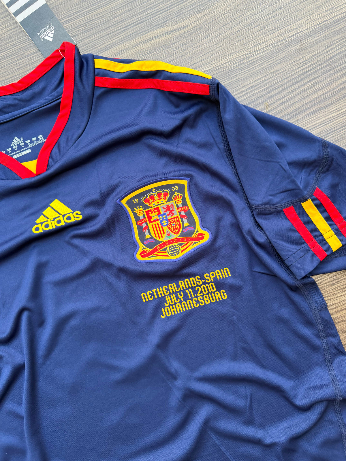 Spain 2010 Away Jersey — view 3