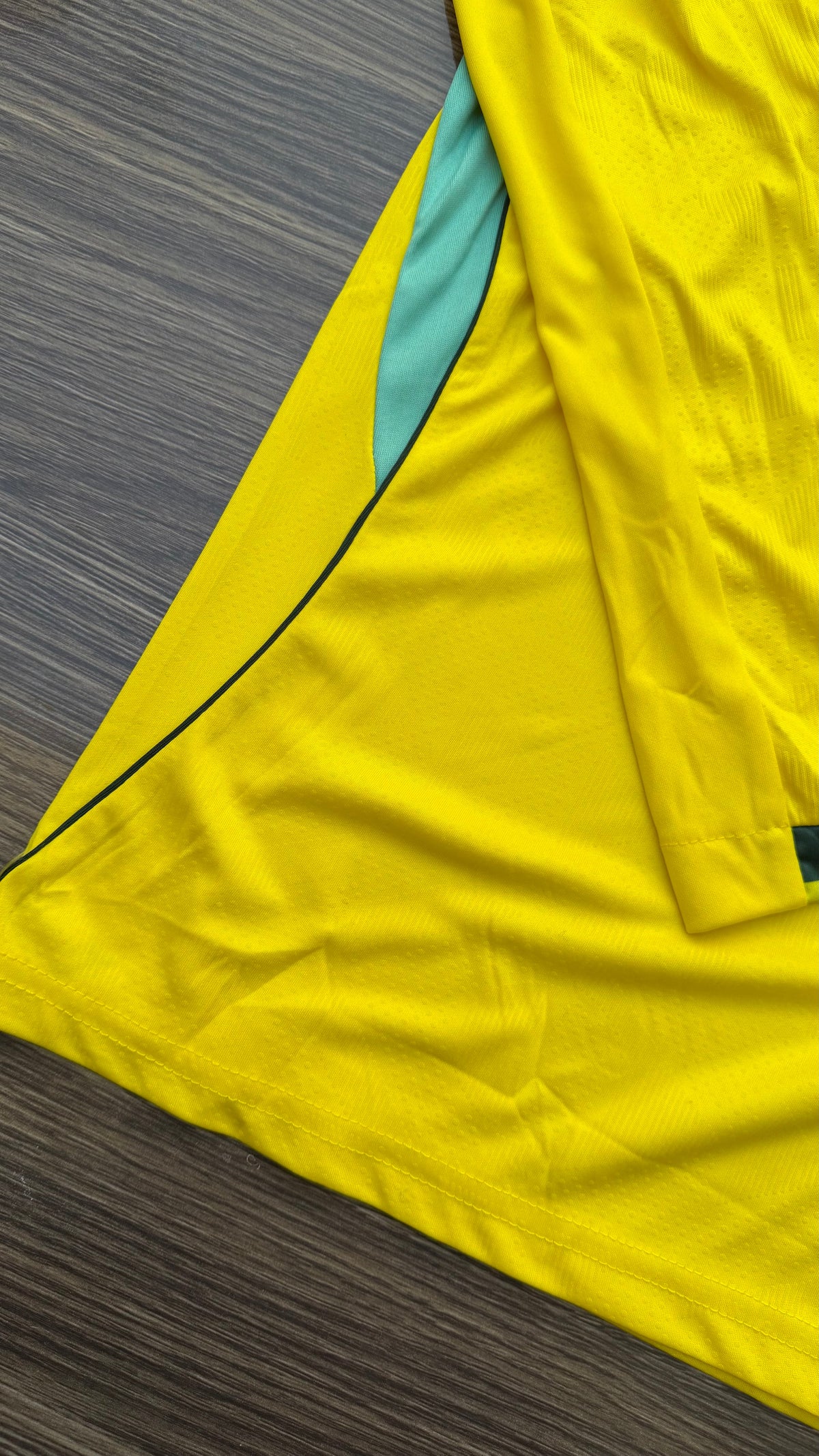 Brazil 26 WC Home Kit Full Sleeve — view 6