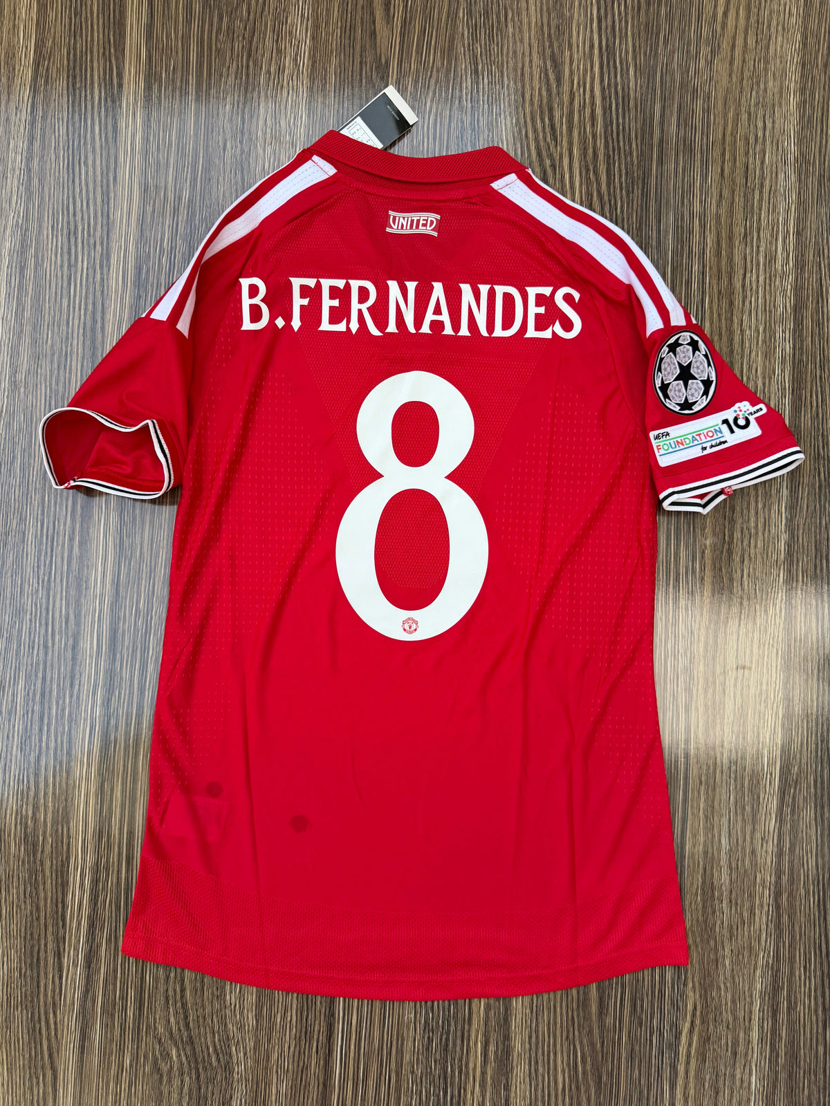 United 26/27 Home Jersey ( Player Version ) — view 2