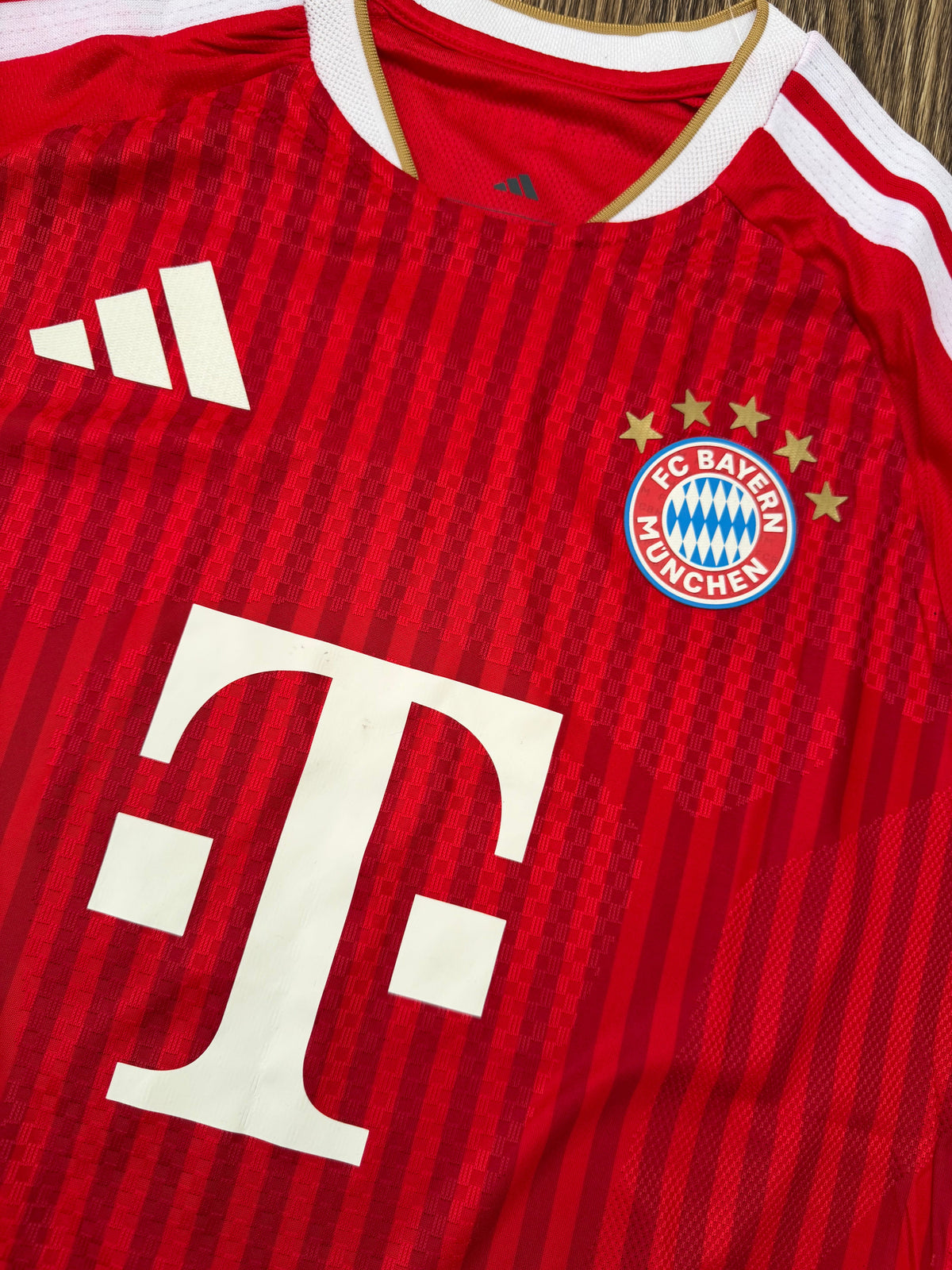 Bayern 26/27 Home Jersey ( Player Version ) — view 4