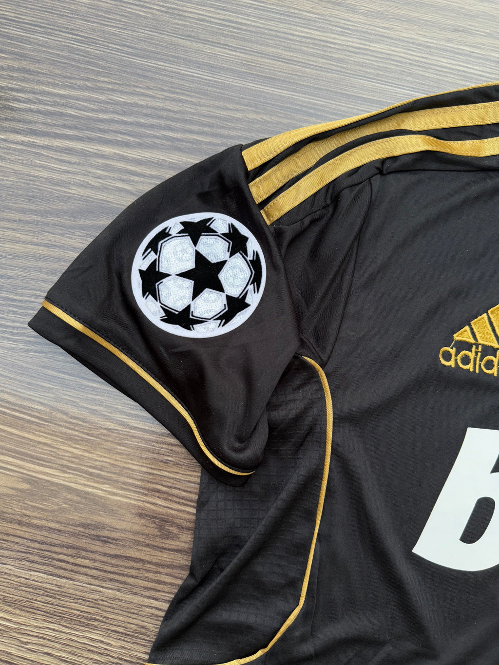 Real Madrid 11/12 Away Jersey Half sleeves — view 7