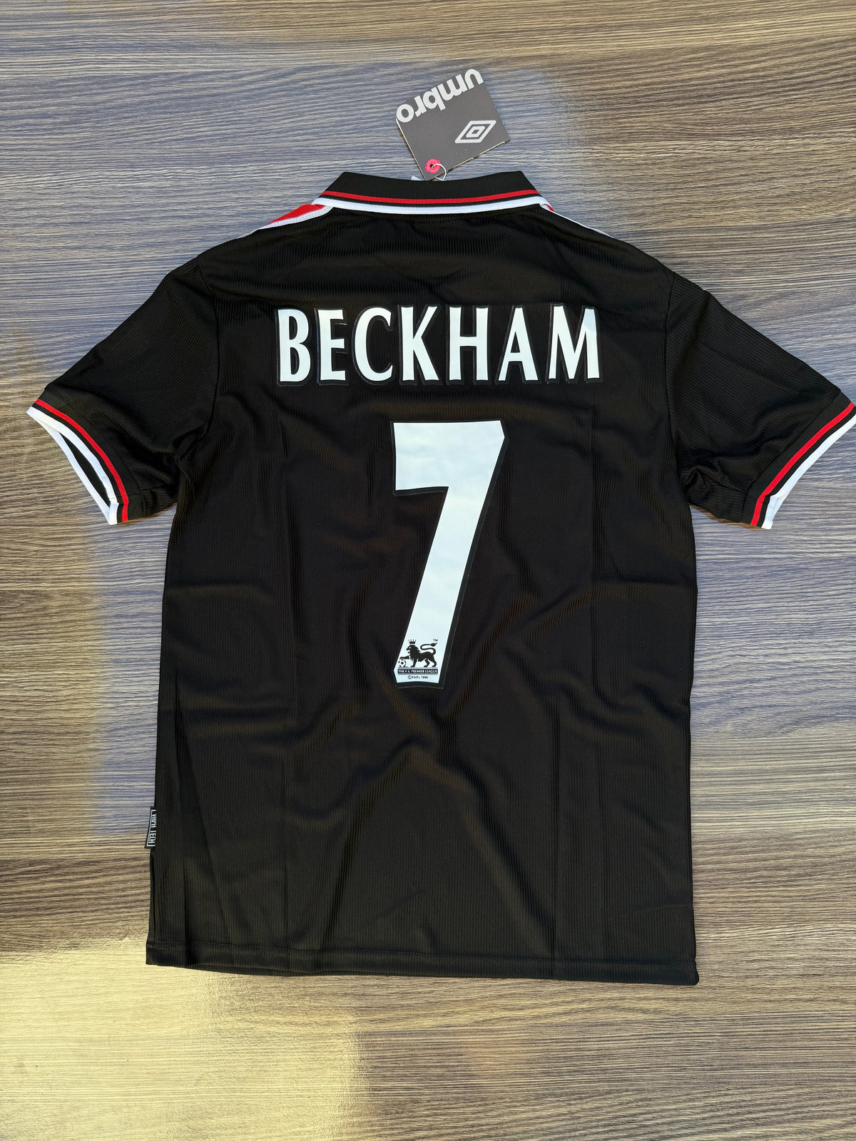 United 98/99 Away Jersey — view 2