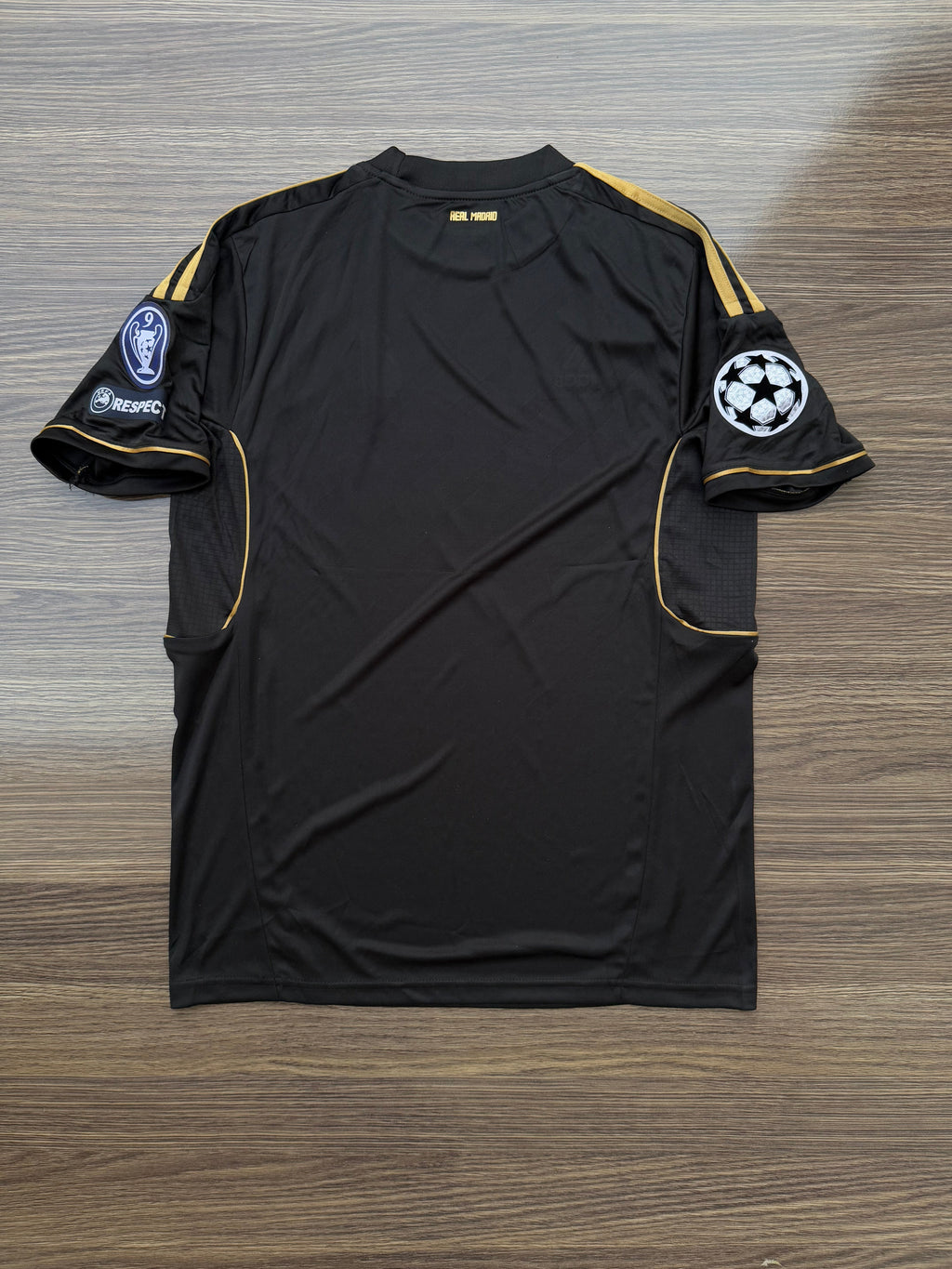 Real Madrid 11/12 Away Jersey Half sleeves — view 6