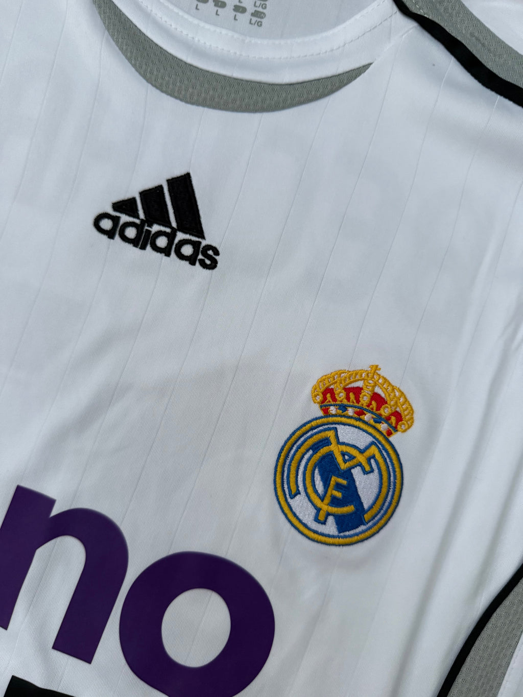 Real 06/07 Home Jersey — view 3