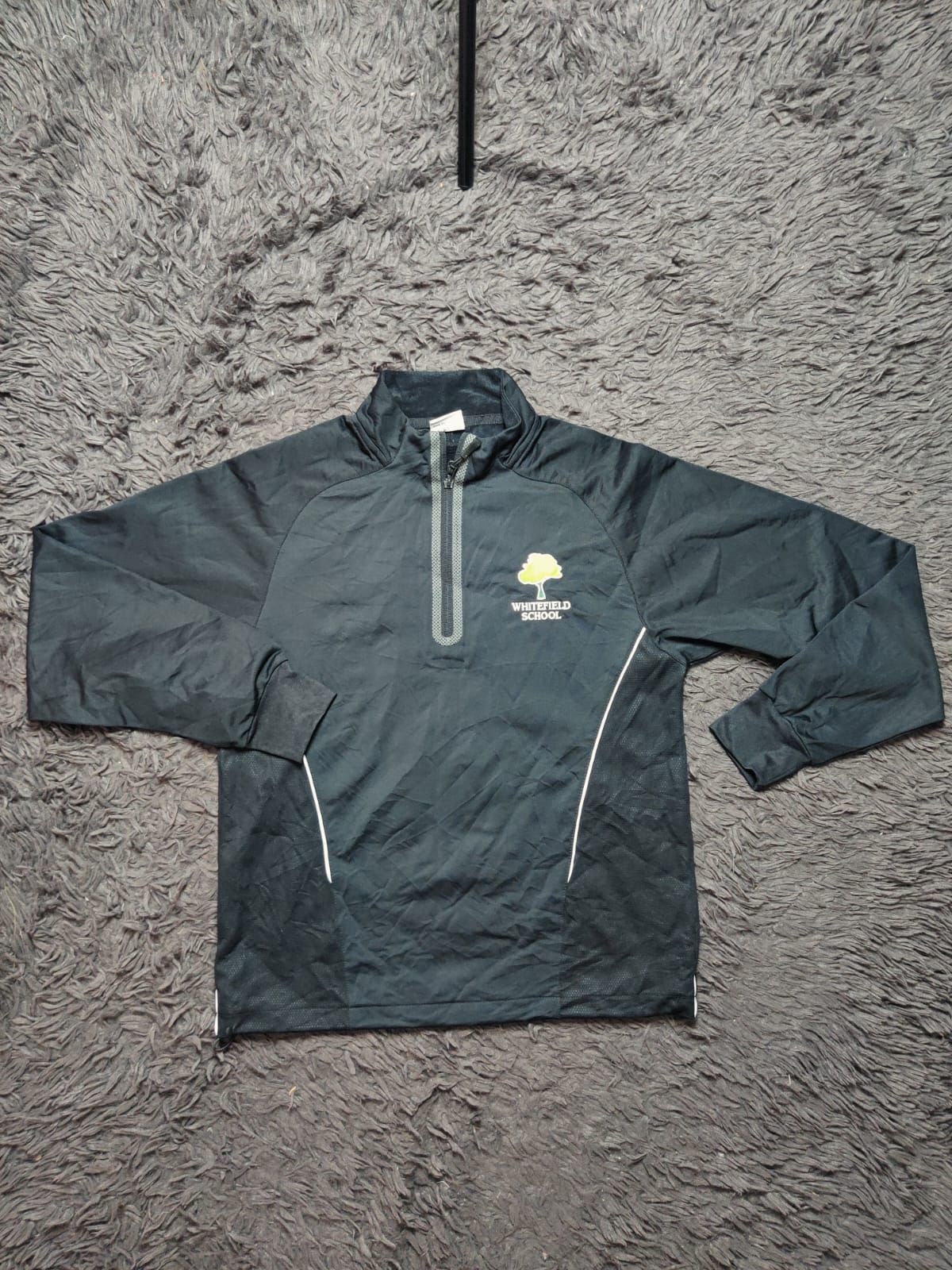 Unbranded Black White Quarter Zip Sports Pullover – Size M