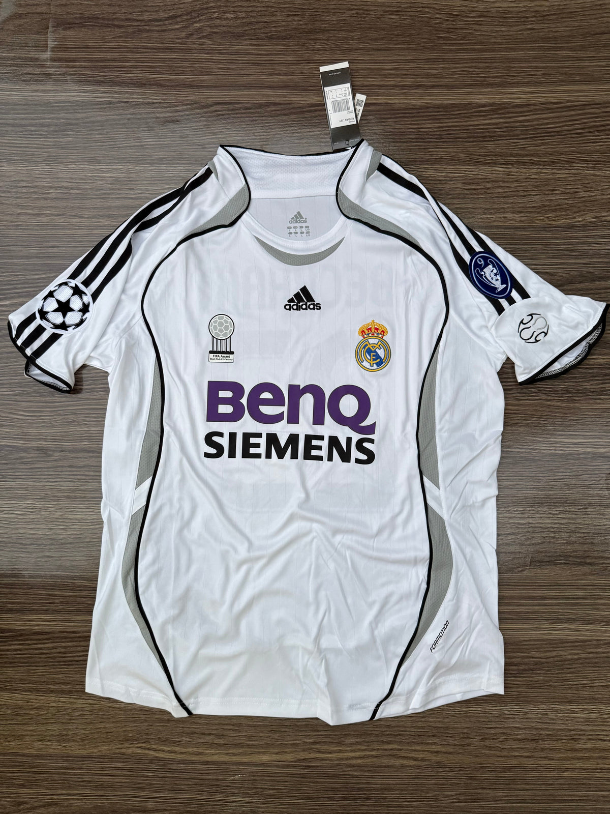 Real 06/07 Home Jersey — view 1