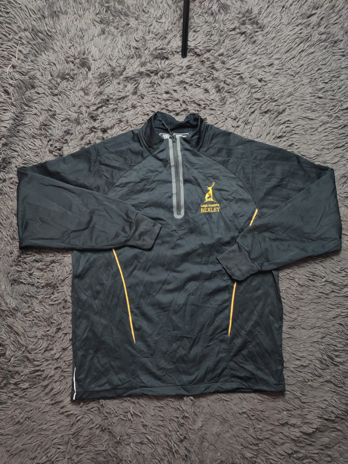 Aptus Black Quarter Zip Training Top – Size L