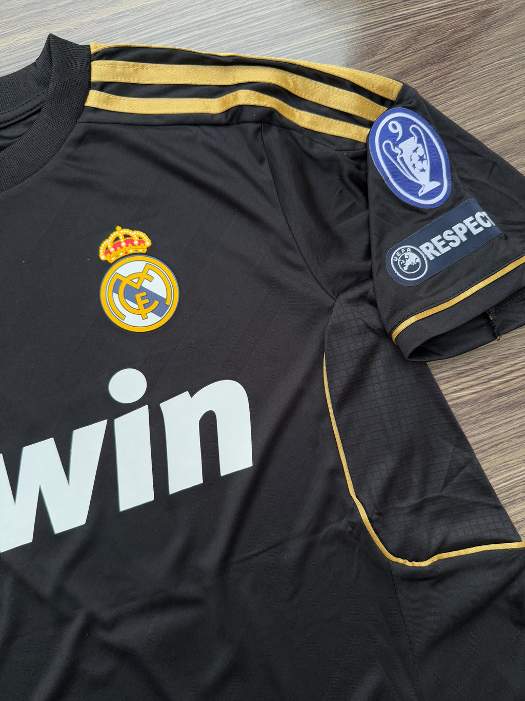 Real Madrid 11/12 Away Jersey Half sleeves — view 8