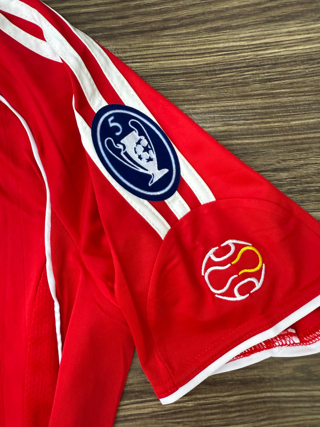 Liverpool 06/07 Home Jersey — view 4