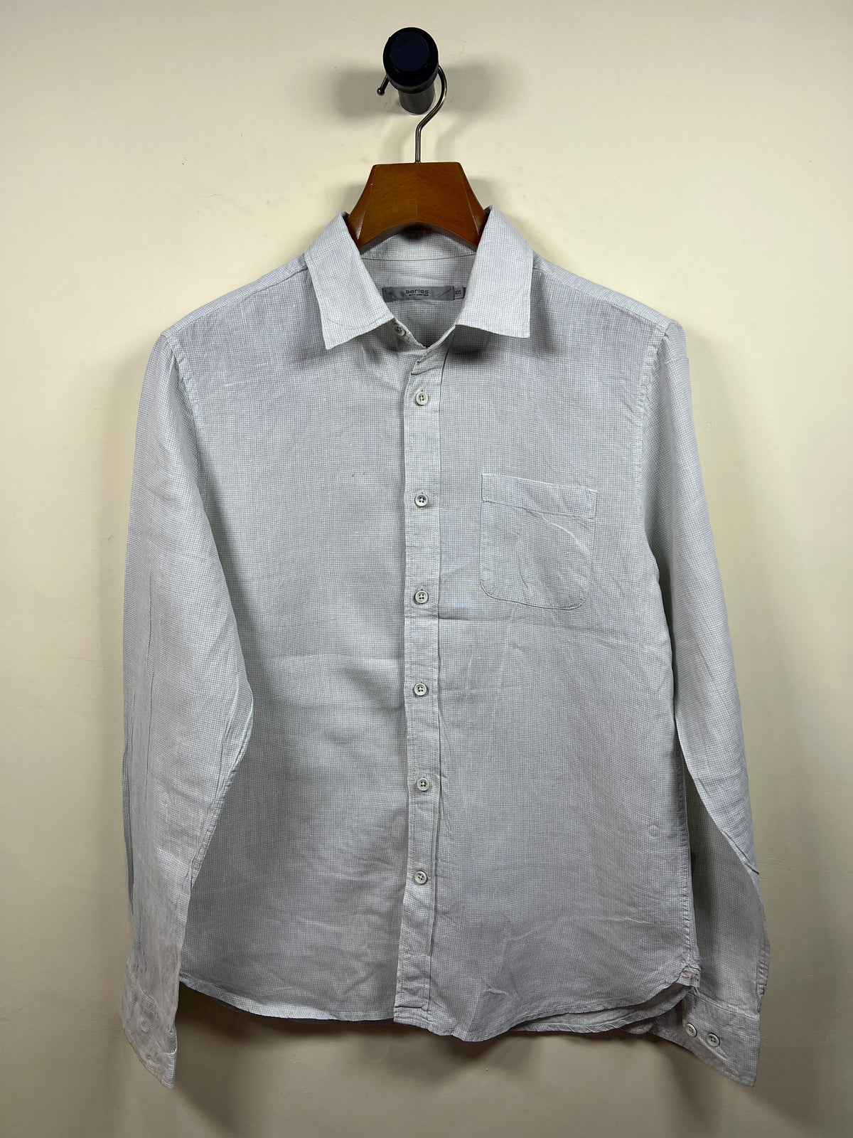 Series Linen Shirt (Medium)