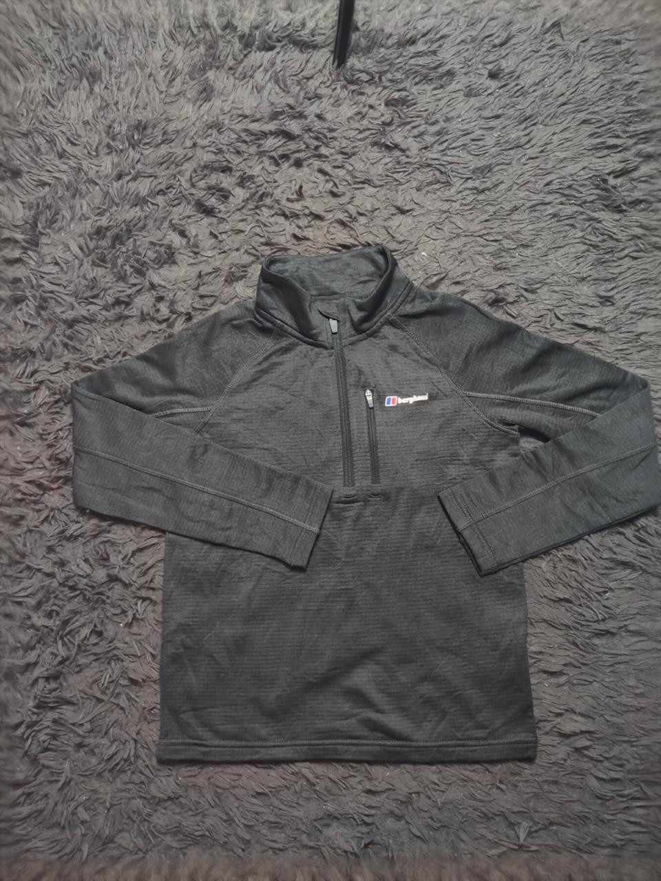 Berghaus Charcoal Quarter Zip Sports Pullover – Size Youth L