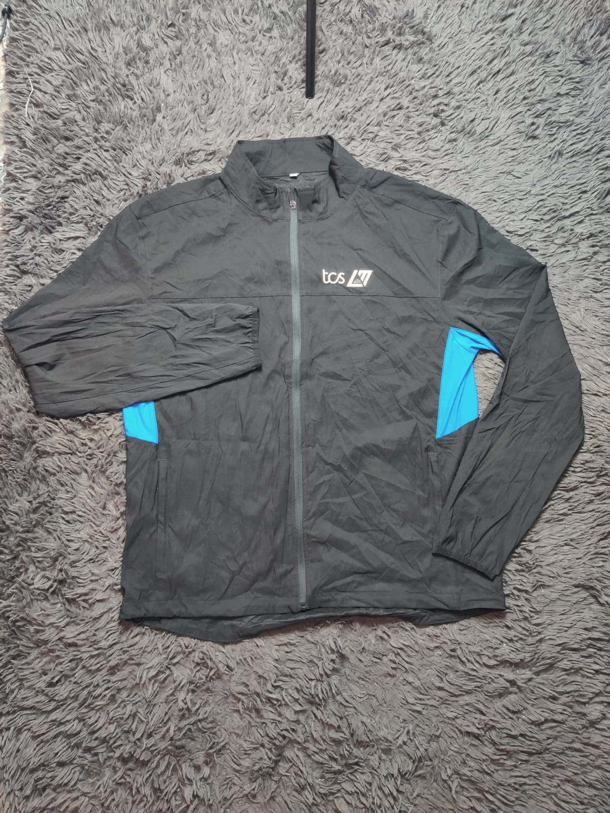 Unbranded Black and Blue Full Zip Sports Jacket – Size L